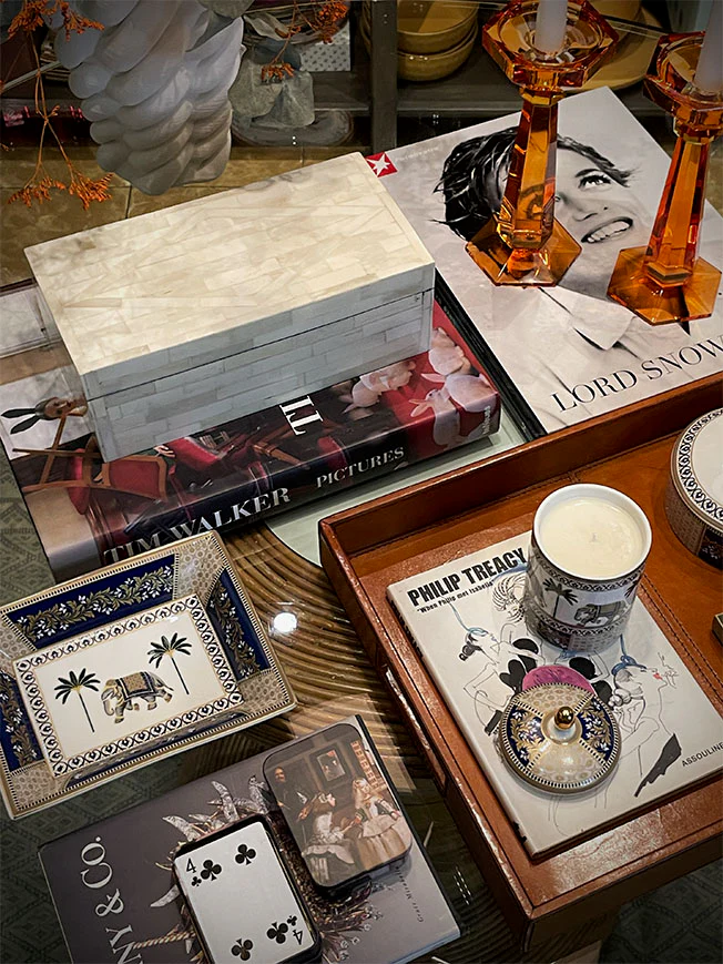 Caja Decorativa de Hueso Natural Pequeña 'Hubert' - Imagen 2
